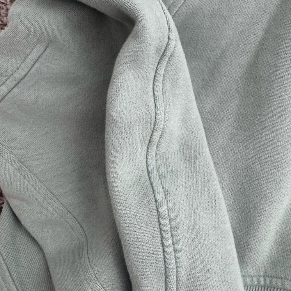 Lululemon Scuba Green Zip-Up Hoodie size large - Picture 5 of 6